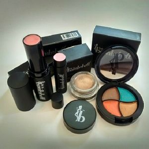 RESERVED for @a_williams81 Be a Bombshell makeup 4pc lot eyeshadow & more!
